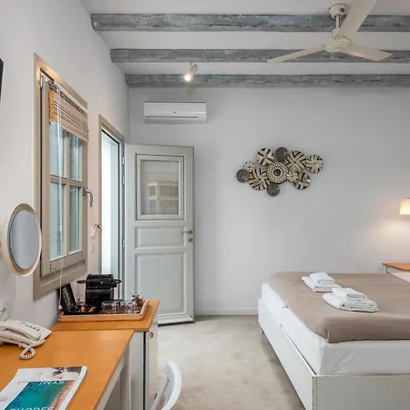Lindos Comfy Suites 4*