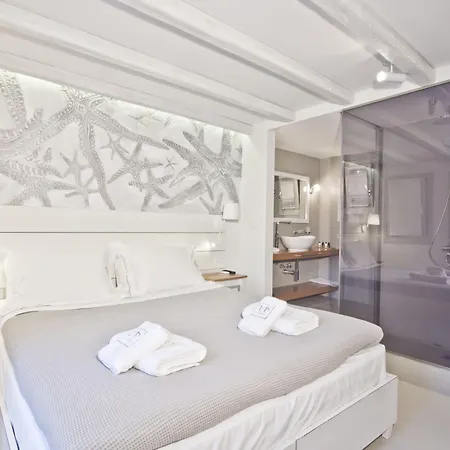 Lindos Comfy Suites