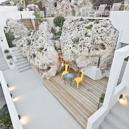 Pensionat Lindos Comfy Suites 4*
