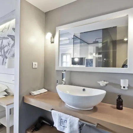 Comfy 4* לינדוס