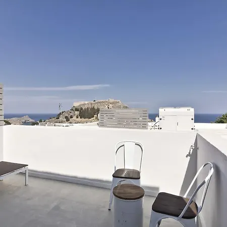 Lindos Comfy Suites Guest house