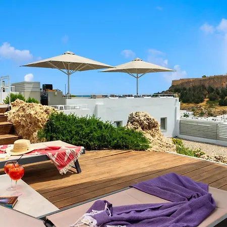 Πανσιόν Comfy 4*